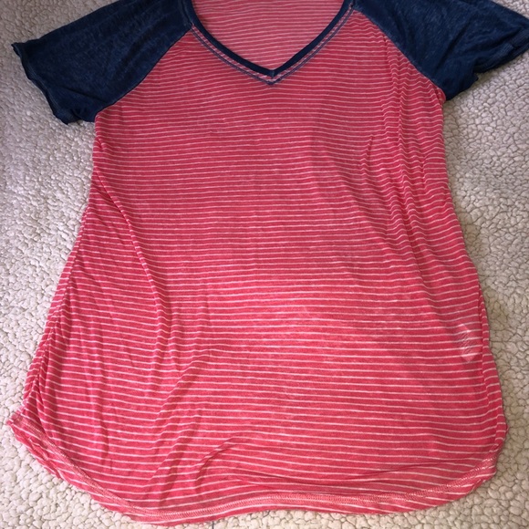 Short Sleeve Top - Picture 4 of 4